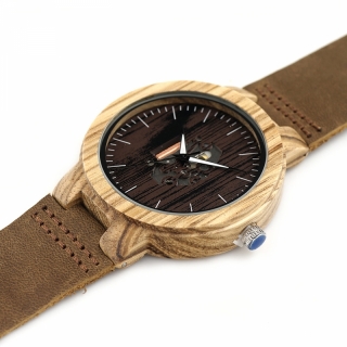 Оригинальные деревянные часы