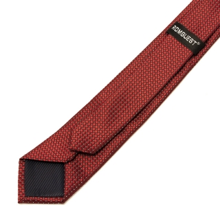 Модный бордовый галстук
