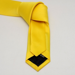 Купить мужской однотонный желтый галстук