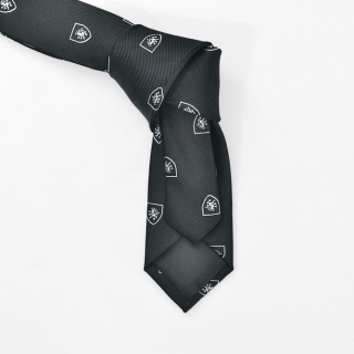 Черный галстук с гербами из вискозы