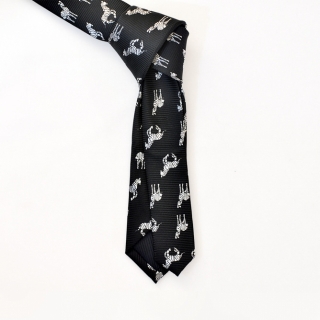 Черный мужской галстук с рисунком зебры