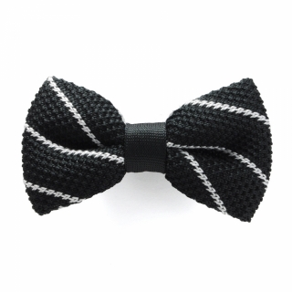 Черная галстук-бабочка вязаная в полоску