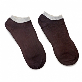 Черные носки с серой резинкой