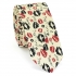 Купить узкий мужской галстук белого цвета с фактурным узором в виде губ. thumb
